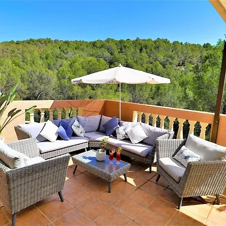 Magdalena Villa