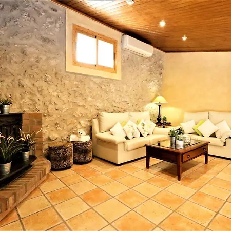 Magdalena Villa Calvia (Mallorca)