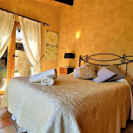 Magdalena Villa